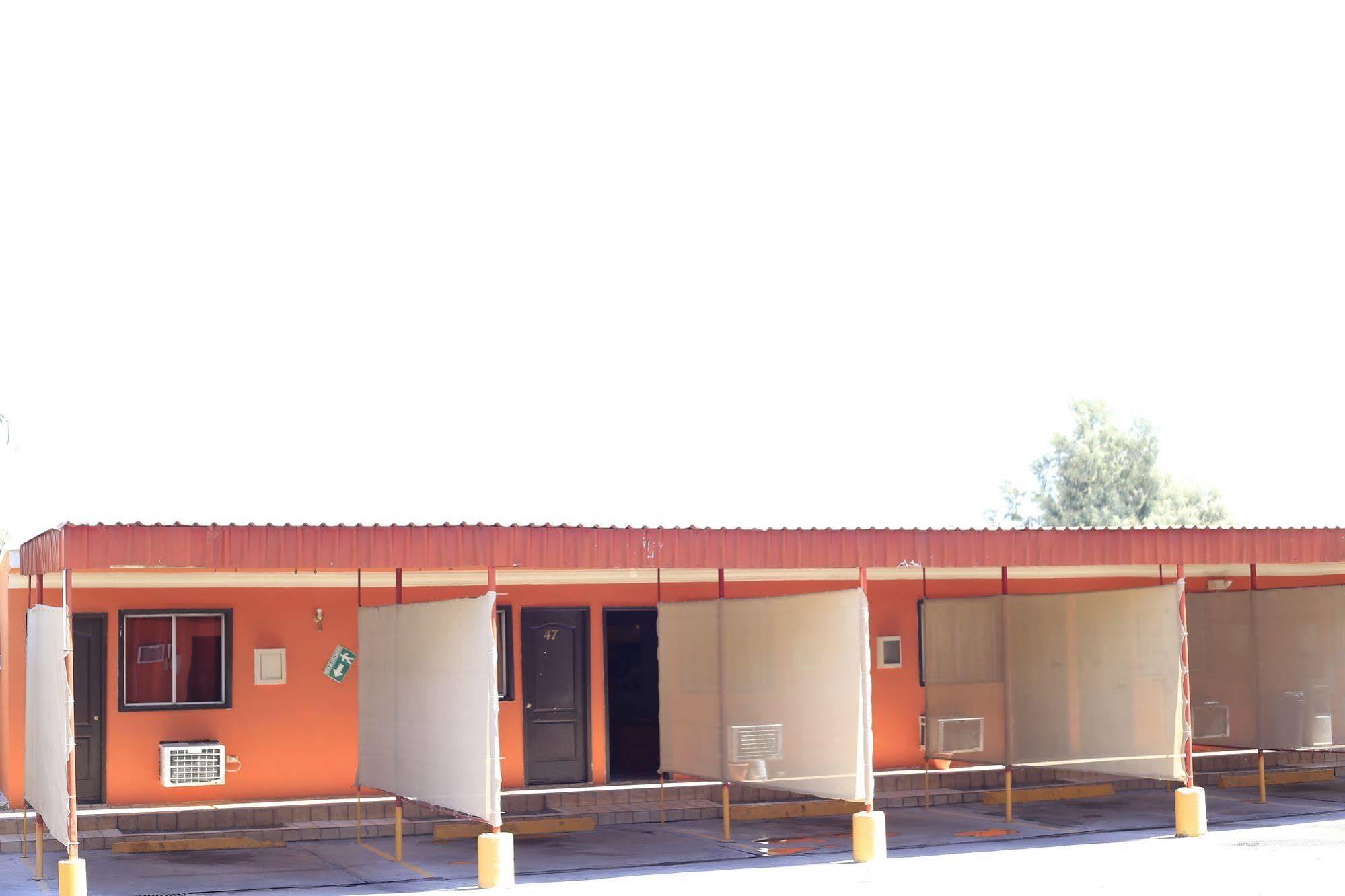 Motel Las Fuentes Mexicali Dış mekan fotoğraf